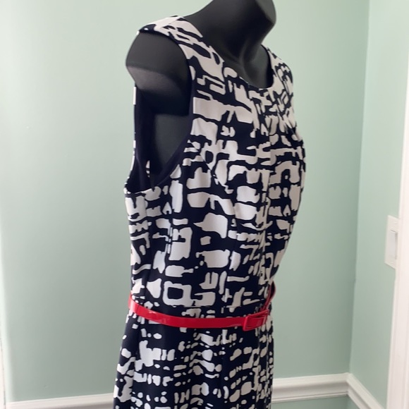 Connected Apparel sleeveless dress Size 12 - Picture 6 of 9